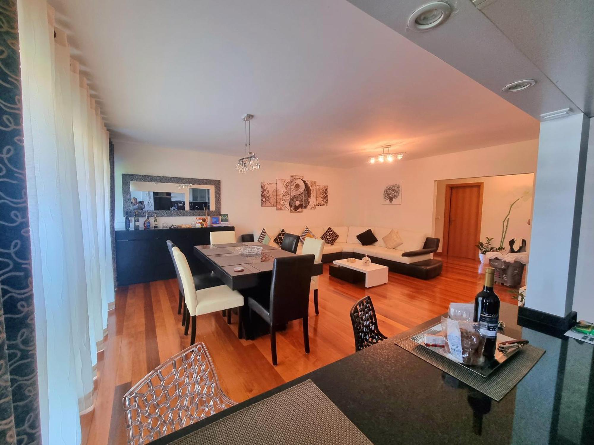Big Apartment With Ocean Views, Ideal For Groups Фуншал Екстериор снимка